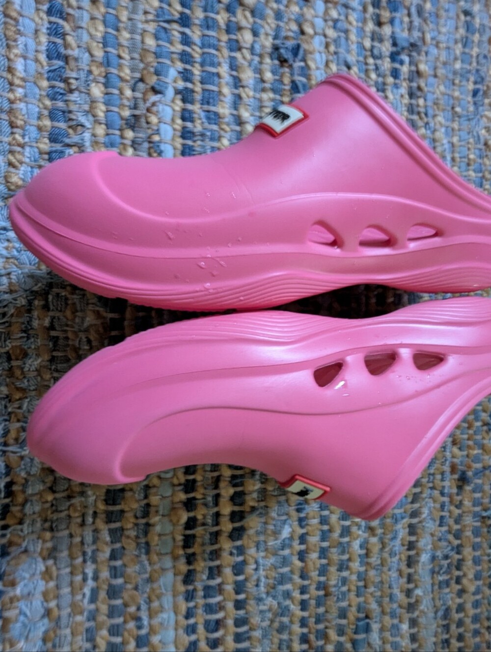 Hunter In Out Bloom Algae Foam Clogs 9 Pink Slip On Mules Barbiecore Maximilist - Picture 6 of 10